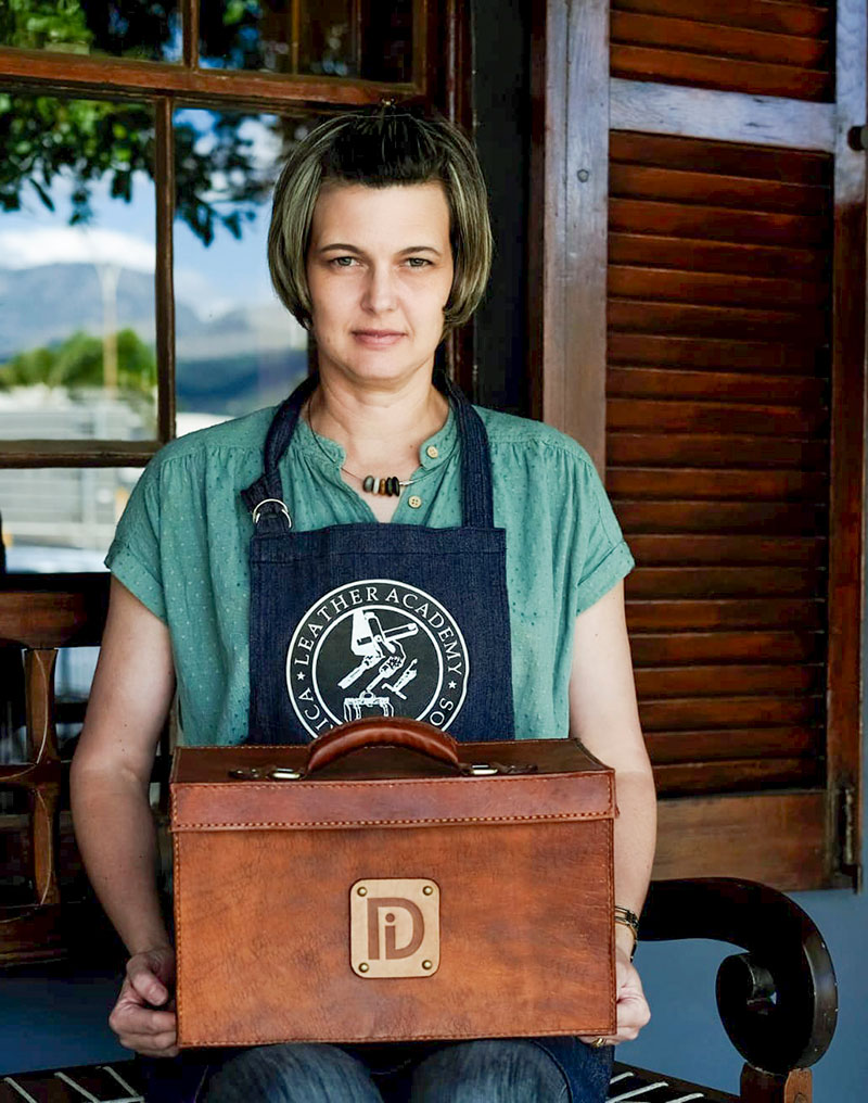 Inge Jansen van Vuuren, leather training courses